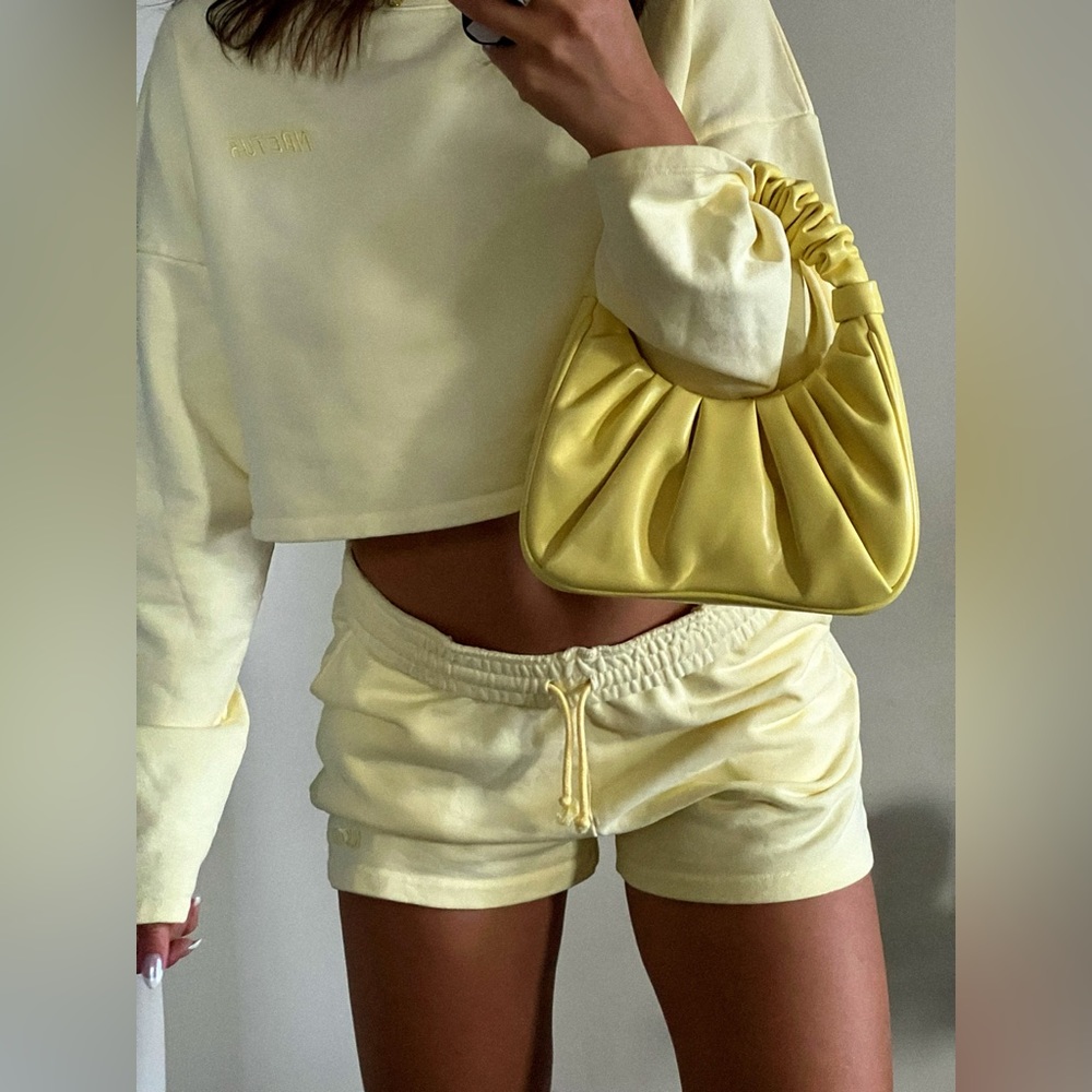 Cropped Sweatshirt and shorts set. Yellow. Size M. Mellow yellow.